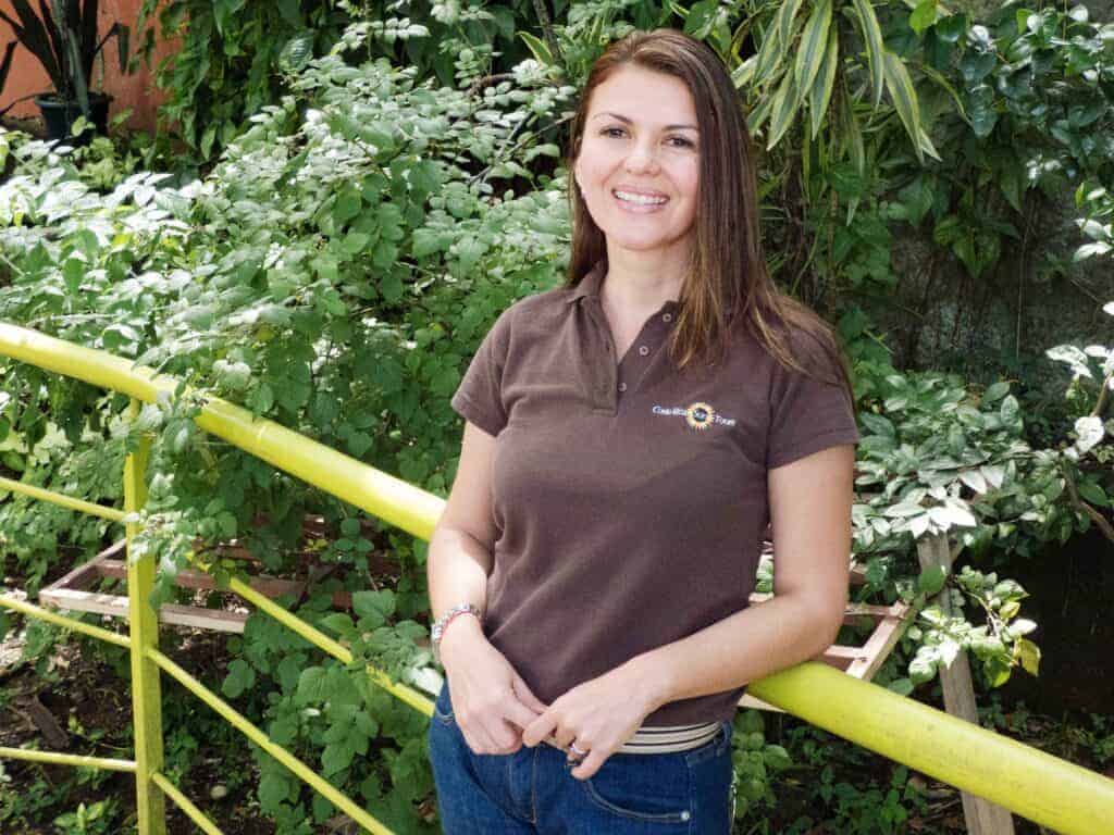 Paula Mata Sales Department